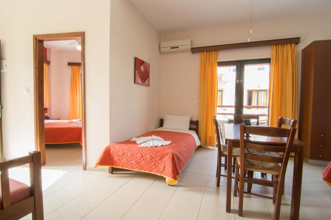 Lito Apartments Paleochora ภายนอก รูปภาพ